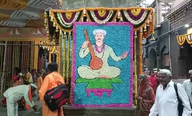 हजारो वारकरी या पालखीत सहभागी होणार आहे.