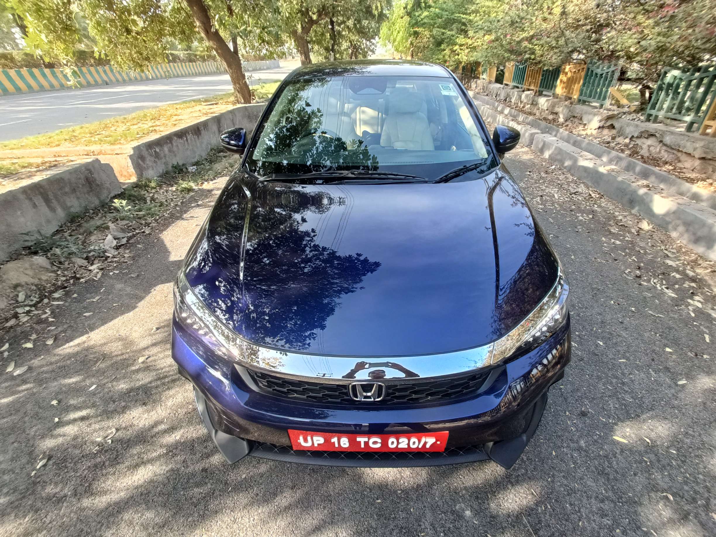 2023 Honda City Review: देखिए नई होंडा सिटी फेसलिफ्ट CVT पेट्रोल का रिव्यू, ADAS के साथ मिलता है हाइब्रिड पावरट्रेन 