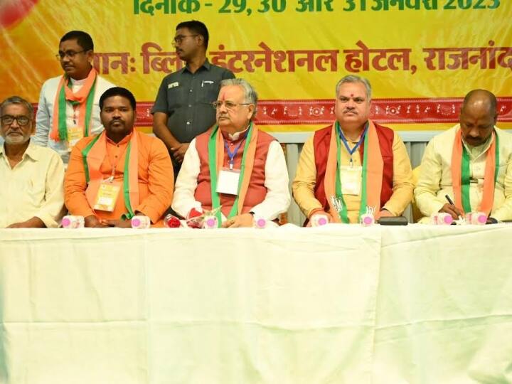 Chhattisgarh Assembly Elections 2023 Congress will be surrounded by BJP on issue of pm awas yojana ANN Chhattisgarh Election 2023: पीएम आवास के मुद्दे पर कांग्रेस को घेरेगी बीजेपी, जानिए विधानसभा चुनाव पर कितना होगा इसका असर?