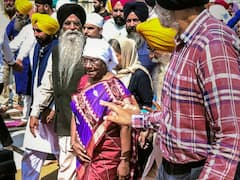 President Droupadi Murmu Pays Obeisance At Golden Temple During Her Day-Long Visit To Amritsar. SEE PICS