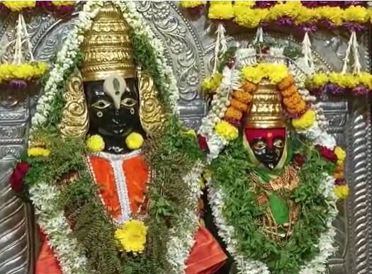 या सोहळ्याची सुरुवात कीर्तनाने होणार आहे. त्यानंतर या दिमाखदार सोहळ्यापुर्वी तुकोबारायांच्या पादुकांची आरती केली जाईल. काही अंतरावर असलेल्या तुकारामांच्या वैकुंठ गमन मंदिरात पालखी काढण्यात येईल.