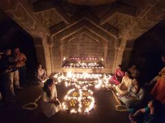 Shivneri fort : शिवजन्मस्थळी दीपोत्सव; उद्या तिथीनुसार शिवजयंती साजरी होणार