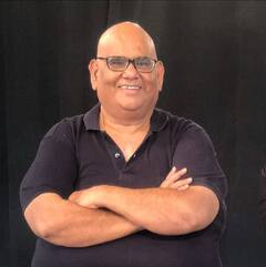 Satish Kaushik: मिस्टर इंडिया ते राम लखन; 'या' हिट चित्रपटांमध्ये सतीश कौशिक यांनी केलं काम