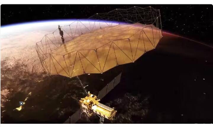ISRO NASA Space Mission 2024 : अमेरिकन अंतराळ संशोधन संस्था म्हणजेच नासाने (NASA) 'निसार' हा सॅटलाईट (Nisar Satellite) इस्त्रोकडे (ISRO) सोपवला आहे.