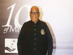 Satish Kaushik Birth Anniversary: An Actor, Comedian And Filmmaker To Remember | IN PICS