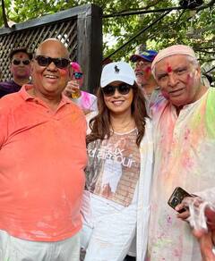 Satish Kaushik Death: મિ.ઈન્ડિયાના કેલેન્ડરની આ તસવીરો બની રહી અંતિમ યાદો, જુઓ તસવીરો