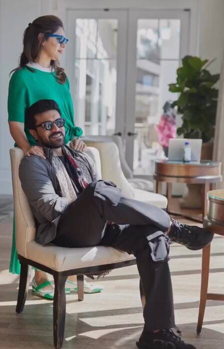 రామ్ చరణ్, ఉపాసన ప్రస్తుతం అమెరికాలోని లాస్ ఏంజెల్స్ లో షికార్లు కొడుతున్నారు.