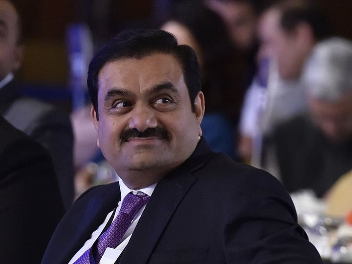 Effect of F&O trade, brake on rally of flagship stock, upper circuit on these 4 Adani stocks
