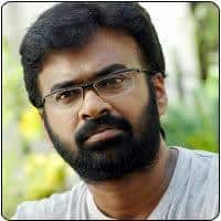 தமிழா தமிழா நிகழ்ச்சியில் இருந்து விலகுகிறாரா கரு.பழனியப்பன்?