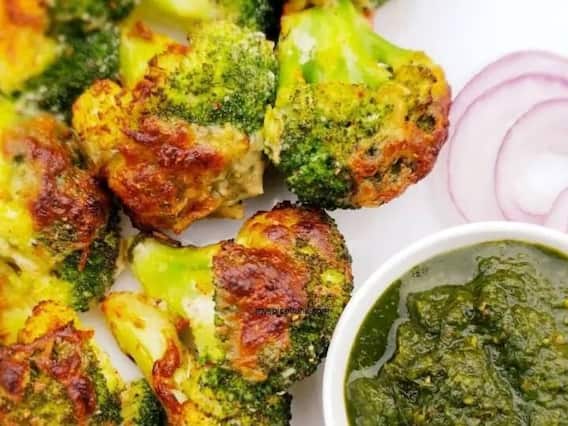 Malai Broccoli: लंच में खा सकते हैं मलाई ब्रोकली, सेहत के लिए काफी ज्यादा फायदेमंद Malai Broccoli: लंच में खा सकते हैं मलाई ब्रोकली, सेहत के लिए काफी ज्यादा फायदेमंद