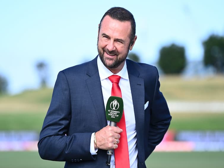 Simon Doull Comments On Hasan Ali’s Wife During PSL Match, Video Goes Viral