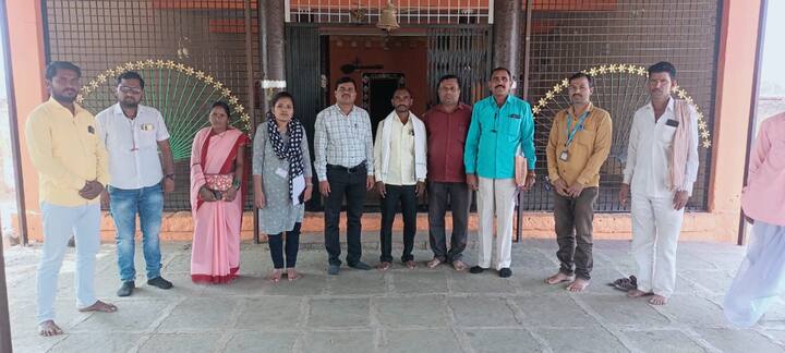 त्यावरुन चाईल्ड लाईनचे समन्वयक संदीप बेंडसुरे, जिल्हा महिला व बालविकास अधिकारी कैलास तिकडे यांच्या पथकांनी थेट गावात जाऊन हे बालविवाह रोखले.