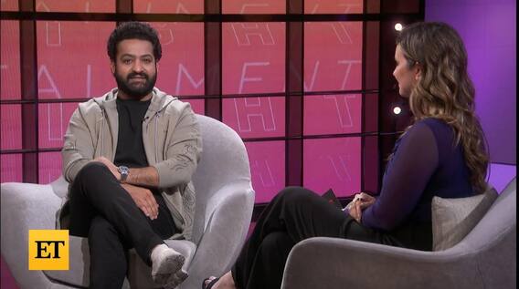 Jr NTR Entertainment Tonight : USA లో ప్రఖ్యాత ET టాక్ షోలో RRR పై మాట్లాడిన ఎన్టీఆర్ | ABP Desam