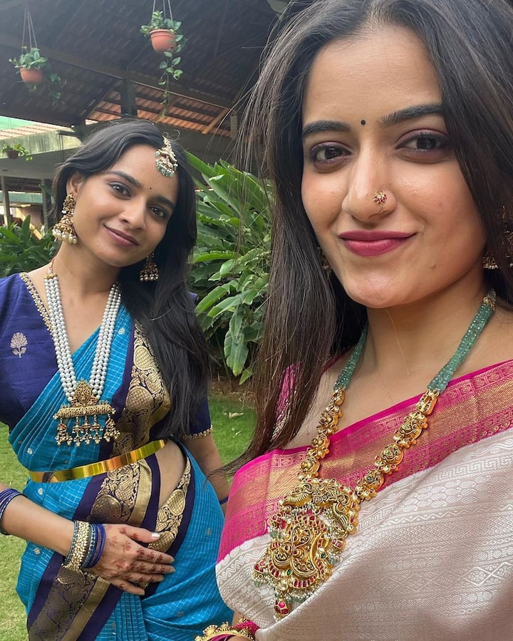 తాజాగా ఆషికా పోస్టు చేసిన శారీ ఫోటోలు అందరినీ ఆకట్టుకుంటున్నాయి.