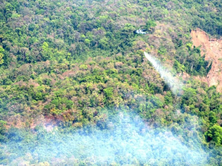 Air Force Choppers Deployed As Forest Fire Rips Through Goa On Day 6, Minister Orders Probe Goa Forest Fire Rages On For 6 Days Now. Air Force Choppers Deployed, Minister Orders Probe — Top Points