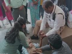 వరంగల్ బస్టాండ్ లో వృద్ధుడికి గుండెపోటు - సీపీఆర్ చేసినా దక్కని ప్రాణాలు