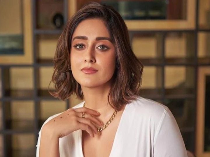 Ileana Banned: இடுப்பழகி இலியானாவிற்கு தமிழ் படங்களில் நடிக்க தடையா..? ரசிகர்கள் அதிர்ச்சி..!