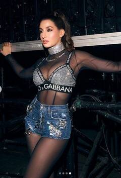 Nora Fatehi: ਬਰੇਲੇਟ ਤੇ ਸ਼ਾਰਟਸ 'ਚ ਕਲੀਵੇਜ ਨੂੰ ਫਲਾਂਟ ਕਰਦੀ ਨਜ਼ਰ ਆਈ ਨੋਰਾ ਫਤੇਹੀ, ਫੋਟੋਆਂ ਦੀ ਹੌਟਨੈੱਸ ਨੇ ਫੈਨਜ਼ ਨੂੰ ਕੀਤਾ ਹੈਰਾਨ