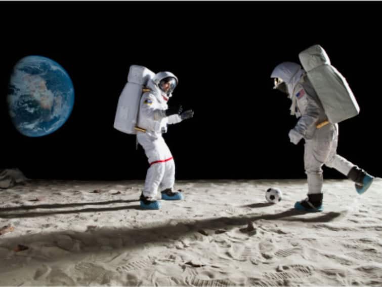 What Will Artemis Astronauts Wear On The Moon? NASA, Axiom Space To Reveal Spacesuit Prototype Soon What Will Artemis Astronauts Wear On The Moon? NASA, Axiom Space To Reveal Spacesuit Prototype Soon