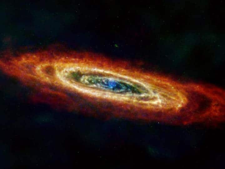 NASA Andromeda Galaxy: नासा ने जारी की एंड्रोमेडा गैलेक्सी की तस्वीरें, दिखने में लगती है इंद्रधनुष