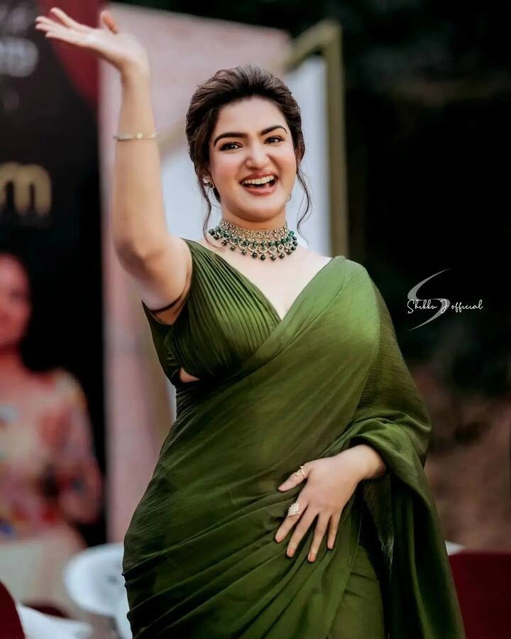 హనీ రోజ్ లేటెస్ట్ ఫొటోలు - Images Credit: Honey Rose/Instagram
