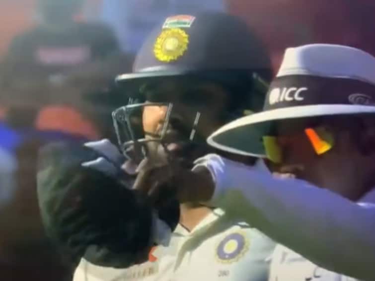 India Vs Australia 4th Test Highlights Rohit Sharma Left Fuming After Fan Jumps On Sight Screen. WATCH