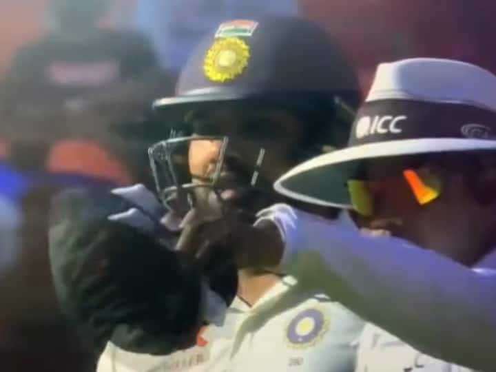 India vs Australia 4th Test highlights Rohit Sharma Left Fuming After Fan Jumps On Sight Screen. WATCH 'Usko Hatao Udhar...': Rohit Sharma Left Fuming After Fan Jumps On Sight Screen. WATCH
