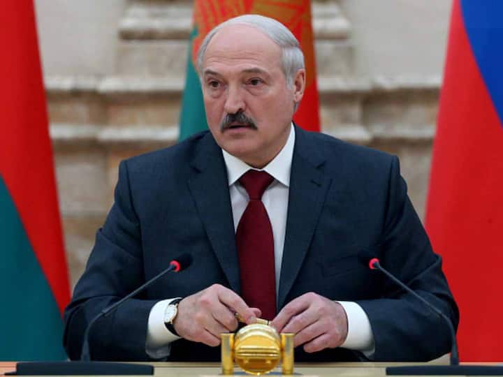 Belarusian President Alexander Lukashenko death penalty national security high treason officials armed forces Belarus Signs Death Penalty Law For Officials Convicted Of High Treason