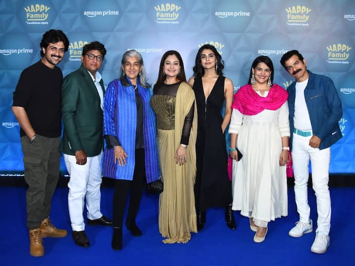 Celebrities attend a special screening of the family comedy series Happy Family, making it a night full of laughs and good times.