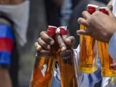 अब शराब होगी महंगी, हर बोतल पर चुकाना होगा 17 रुपये सेस, जारी हुआ आदेश