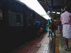 Indian Railways: ट्रेन में सिर्फ इतना ही सामान लेकर जा सकते हैं यात्री, ज्यादा होने पर कटेगा चालान