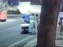 10-Yr-Old Pune Girl Takes On Chain Snatcher Who Attacked Grandmother: Watch