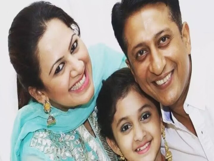 VJ Archana Divorce : விவாகரத்துக்கு தயாரான விஜே அர்ச்சனா... மேடையில் கதறி அழுது உண்மையை உடைத்த அதிர்ச்சி