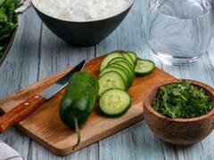 Cucumber Sprite Recipe: गर्मियों के लिए बेस्ट है यह खास ड्रिंक, खीरा और स्प्राइट से ऐसे बनाएं