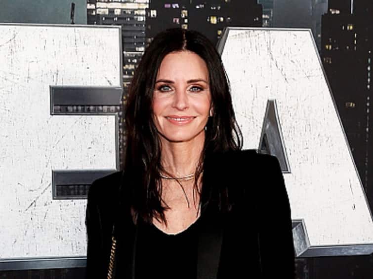 Friends Fame Courteney Cox Says Getting Facial Fillers Is Her Biggest Beauty Regret