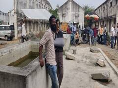 விடுதலை படப்பிடிப்பு தளத்தில் நண்பரை சந்தித்த சூரரைப் போற்று இயக்குநர்!