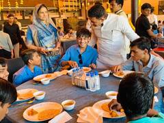 In Pics: कांग्रेस विधायक जीतू पटवारी ने दिव्यांग बच्चों को 5 स्टार होटल में करवाया लंच, इसलिए किया यह काम