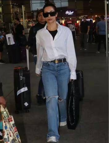 ਏਅਰਪੋਰਟ 'ਤੇ ਦਿਖਿਆ ਮਲਾਇਕਾ ਅਰੋੜਾ ਦਾ ਕੂਲ ਅੰਦਾਜ਼