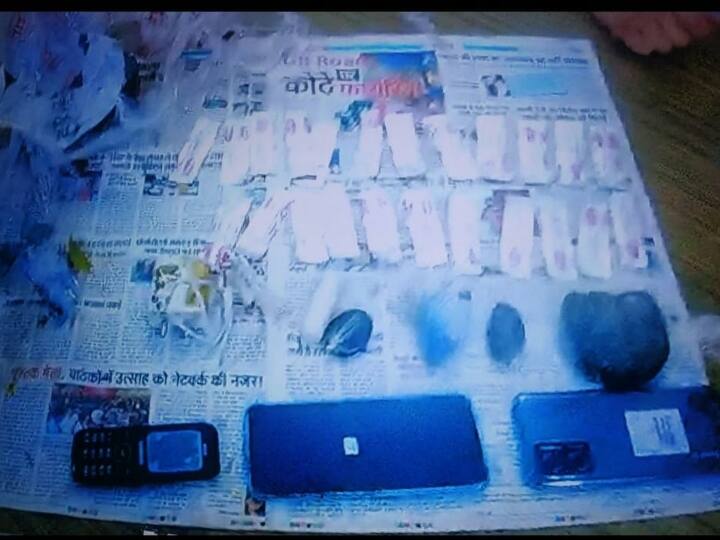 Tihar Jail Delhi Raid  Surgical Blades Drugs And Mobile Phone Recovered ANN Tihar Jail Search Operation:  तिहाड़ जेल में बड़ी छापेमारी, 23 सर्जिकल ब्लेड सहित ड्रग्स और मोबाइल बरामद, जांच में सामने आई ये बात