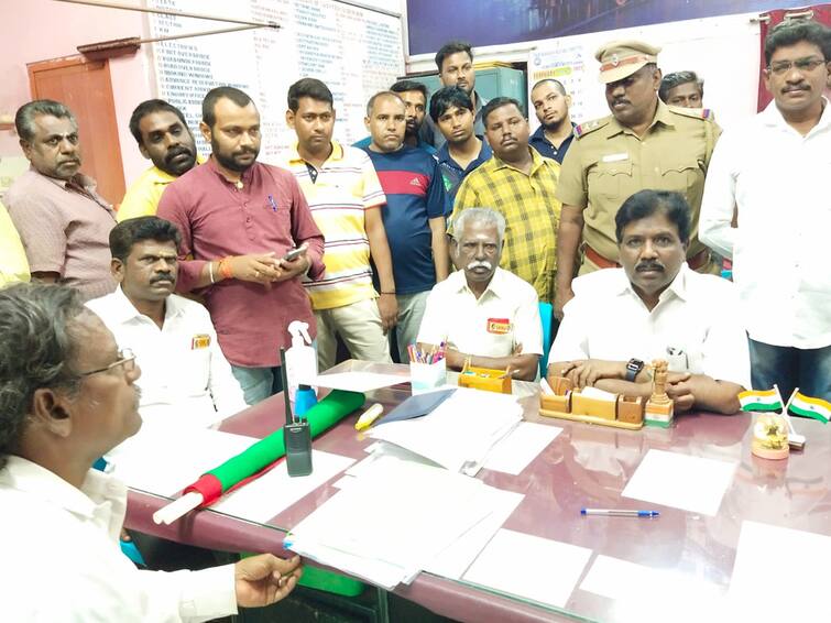 Soon new changes in Villupuram railway station MP Ravikumar action விழுப்புரம் ரயில் நிலையத்தில் விரைவில் புதிய மாற்றங்கள் வரும் - எம் பி ரவிக்குமார் உறுதி