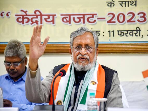 ED Action: 'लालू परिवार को कोई नहीं बचा सकता', सीबीआई के 'सबूत' के आधार पर सुशील मोदी ने किया दावा ED Action: 'लालू परिवार को कोई नहीं बचा सकता', सीबीआई के 'सबूत' के आधार पर सुशील मोदी ने किया दावा