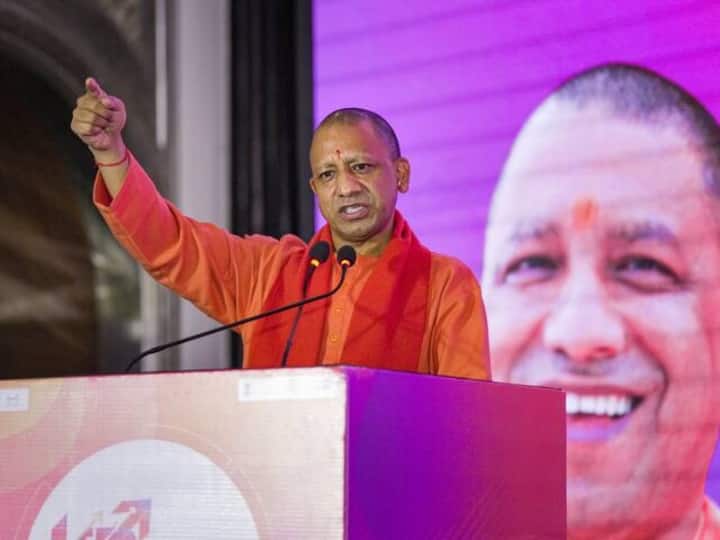 UP News: अवैध कॉलोनियों को लेकर योगी सरकार सख्त, जल्द ही सर्वे के बाद लिया जाएगा एक्शन UP CM Yogi Adityanath strict regarding illegal colonies and Construction action will taken soon after survey UP News: अवैध कॉलोनियों को लेकर योगी सरकार सख्त, जल्द ही सर्वे के बाद लिया जाएगा एक्शन