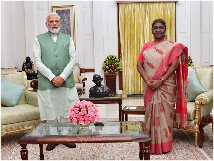 PM Narendra Modi Meets President Droupadi Murmu At Rashtrapati Bhavan ...