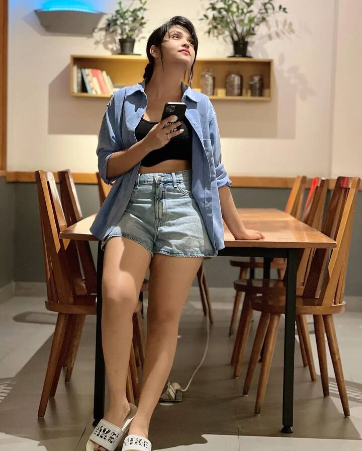 కార్తీకదీపం సీరియల్ శౌర్య (అమూల్య గౌడ) (Image Credit: Amulya Gowda/ Instagram)