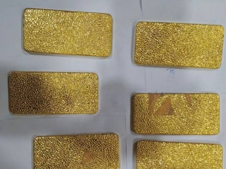 Srikakulam Officials Seized Gold 7.396 Kg Worth Over rs 4.21 Crores Gold Seized In Srikakulam: శ్రీకాకుళంలో అక్రమంగా తరలిస్తున్న నాలుగున్నర కోట్ల రూపాయల బంగారం పట్టివేత 