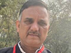 सपा नेता उदयवीर सिंह ने उठाए जूतों को लेकर सवाल, सीएम योगी पर लगाए गंभीर आरोप