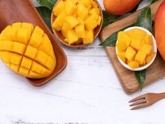 कुछ खट्टा-मीठा खाने का हो रहा है मन? तो घर पर फटाफट बना लें इस तरह मैंगो चाट