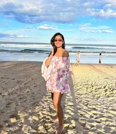 ਇਸ ਭਾਰਤੀ ਗੇਂਦਬਾਜ਼ ਦੀ ਪਤਨੀ ਹੈ ਸੋਸ਼ਲ ਮੀਡੀਆ ਦੀ ਰਾਣੀ, ਆਪਣੀ ਇੱਕ ਪੋਸਟ ਨਾਲ ਮਚਾ ਦਿੰਦੀ ਹੈ ਹਲਚਲ