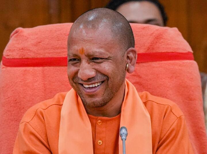 Yogi cabinet approved up scrap policy of vehicles, know the benefit ann UP Cabinet Meeting: यूपी में गाड़ियों की स्क्रैप पॉलिसी को मिली मंजूरी, जानें किन गाड़ियों पर कितनी मिलेगी छूट