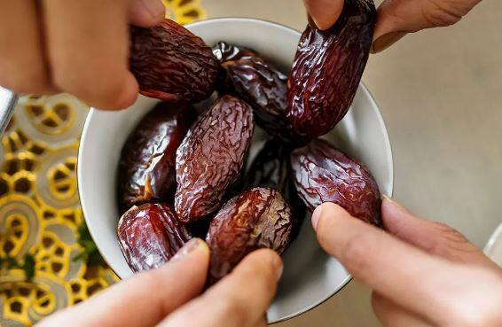 There are many benefits of eating dates in winter, know about Health: શિયાળામાં ખજૂર ખાવાના છે અનેક ફાયદા, જાણો તેના વિશે